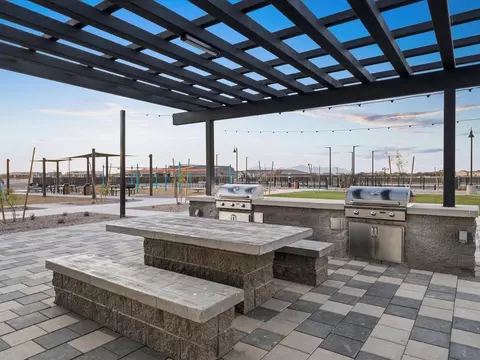 37197 W San Clemente St, Maricopa, AZ 85138