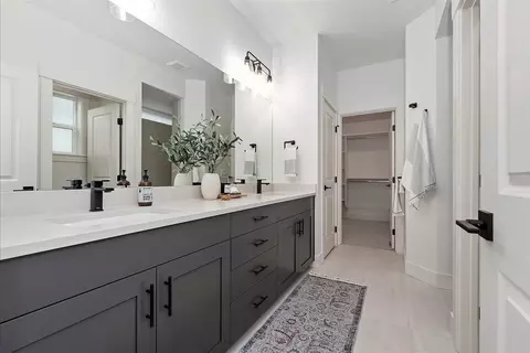 Bath - 6639 W Sollas Dr, Eagle, ID 83616 photo 1 of 5