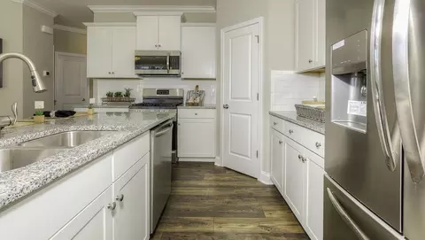 Kitchen - 28 Wheatfield Rd, Fletcher, NC 28732 photo 5 of 8