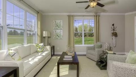 Living - 28 Wheatfield Rd, Fletcher, NC 28732 photo 2 of 4
