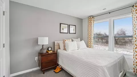 Bedroom - 28 Wheatfield Rd, Fletcher, NC 28732 photo 4 of 10