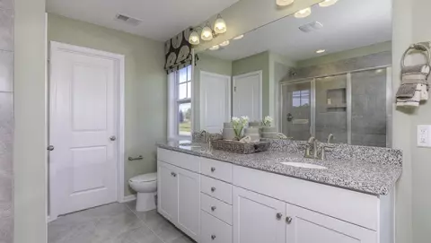 Bath - 28 Wheatfield Rd, Fletcher, NC 28732 photo 2 of 10