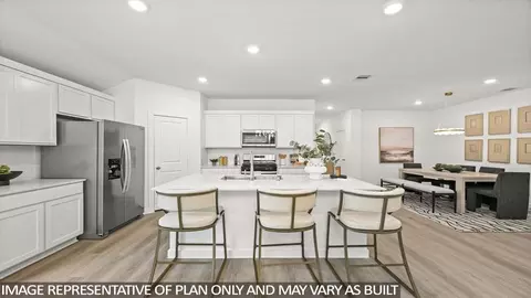 Kitchen - 607 Bronze Wolf Ct, Conroe, TX 77303 photo 3 of 4