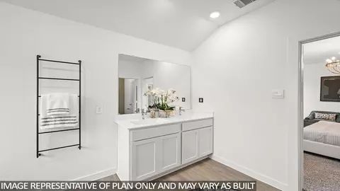 Bath - 607 Bronze Wolf Ct, Conroe, TX 77303 photo 4 of 7
