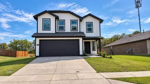 4113 Woodhill Bend Dr, Crowley, TX 76036