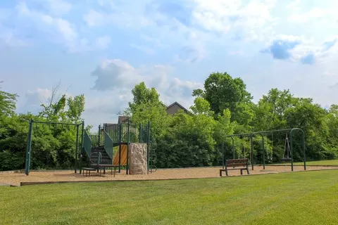 Other - 5469 Sheldon Close, Middletown, OH 45005 photo 13 of 44
