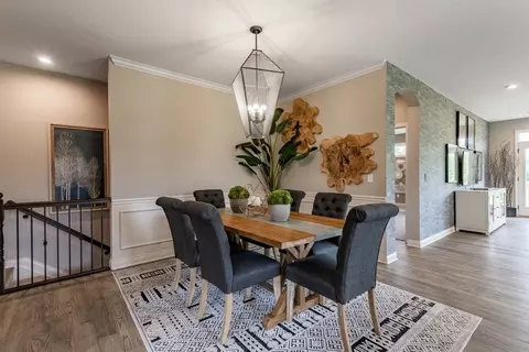 Dining - 5469 Sheldon Close, Middletown, OH 45005 photo 5 of 6