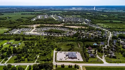 View/Area - 5469 Sheldon Close, Middletown, OH 45005 photo 15 of 39