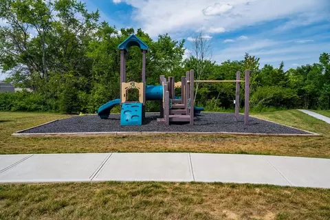 View/Area - 5469 Sheldon Close, Middletown, OH 45005 photo 18 of 39
