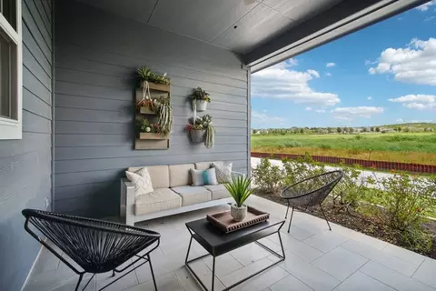 Exterior - 7900 Skytree Dr, Austin, TX 78744 photo 4 of 4