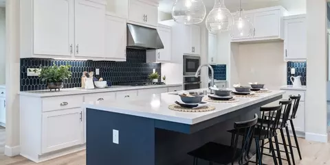 Kitchen - 536 N Ocean St, Tulare, CA 93274 photo 5 of 6