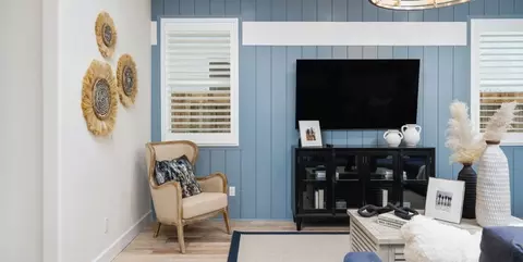 Living - 536 N Ocean St, Tulare, CA 93274 photo 2 of 2