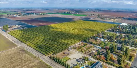 View/Area - 536 N Ocean St, Tulare, CA 93274 photo 3 of 3