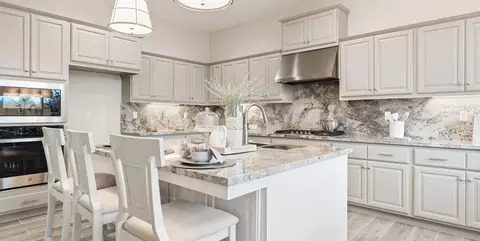 Kitchen - 536 N Ocean St, Tulare, CA 93274 photo 1 of 6