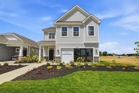Exterior - 1098 Brittany Dr, Delaware, OH 43015 photo 3 of 14