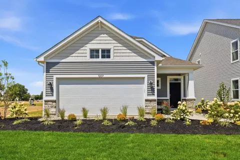 Exterior - 1098 Brittany Dr, Delaware, OH 43015 photo 4 of 14
