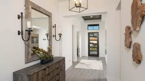 Entry Way - 5402 Elegance Pl, Manvel, TX 77578 photo 2 of 2