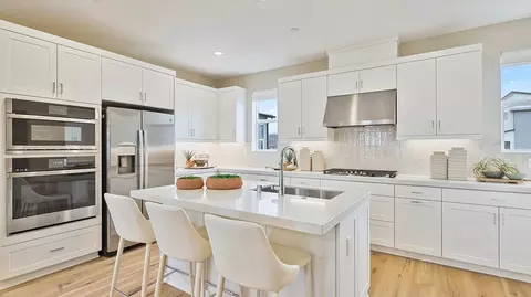 Kitchen - 27458 Pecan Pl, Valencia, CA 91381 photo 1 of 5