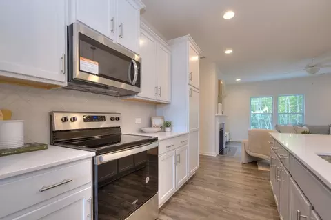 Kitchen - 218 Prosperous Path, Locust, NC 28097 photo 4 of 6