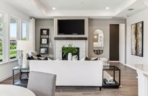 Living - 137 Perth Cv, Bastrop, TX 78602 photo 4 of 5