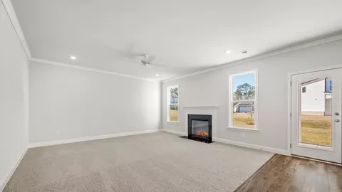 Living - 201 Umber Rd, Locust Grove, GA 30248 photo 2 of 8