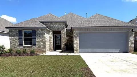 362 Crowne Parc Dr, Opelousas, LA 70570