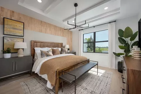Bedroom - 5561 Freestone Cir, Apollo Beach, FL 33572 photo 2 of 3