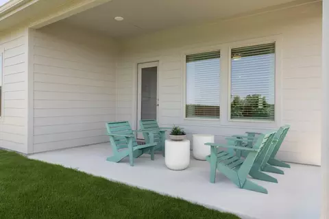 Exterior - 2004 Delilah Dr, Denton, TX 76208 photo 2 of 2
