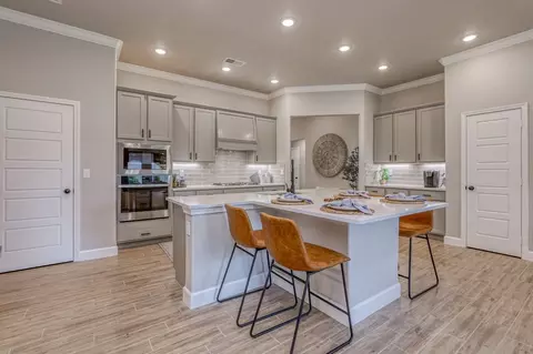 Kitchen - 25374 W 91st Ter, Lenexa, KS 66227 photo 3 of 6