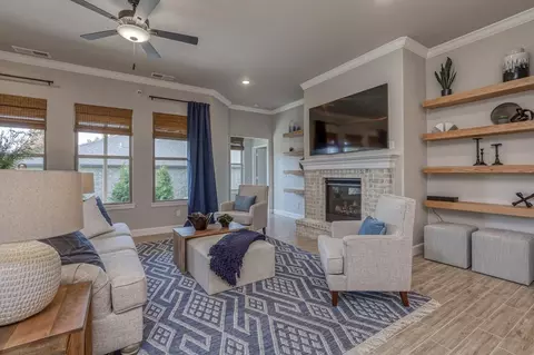 Living - 25374 W 91st Ter, Lenexa, KS 66227 photo 3 of 4
