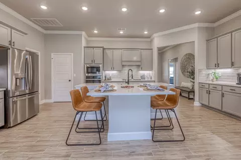 Kitchen - 25374 W 91st Ter, Lenexa, KS 66227 photo 4 of 6