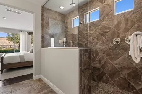 Bath - 1300 Flat Top Mesa Dr, Mesquite, NV 89034 photo 2 of 3