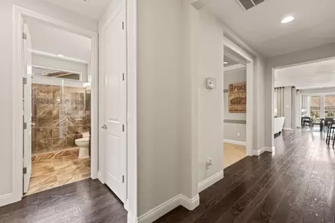 Entry Way - 1300 Flat Top Mesa Dr, Mesquite, NV 89034 photo 3 of 10