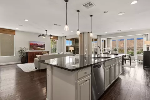 Kitchen - 1300 Flat Top Mesa Dr, Mesquite, NV 89034 photo 5 of 8