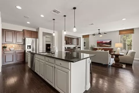 Kitchen - 1300 Flat Top Mesa Dr, Mesquite, NV 89034 photo 4 of 8