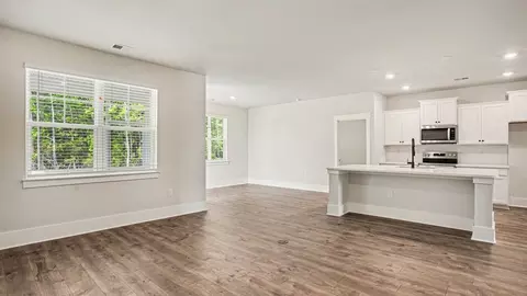 Living - 212 Squirrel Run Dr, Conway, SC 29527 photo 1 of 4