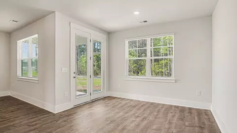 Living - 212 Squirrel Run Dr, Conway, SC 29527 photo 1 of 3