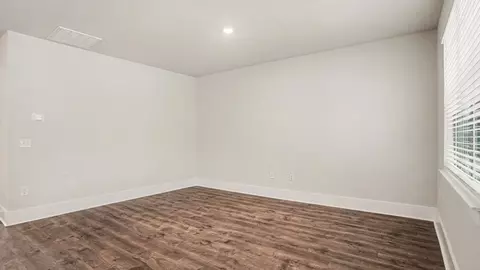 Living - 212 Squirrel Run Dr, Conway, SC 29527 photo 2 of 3