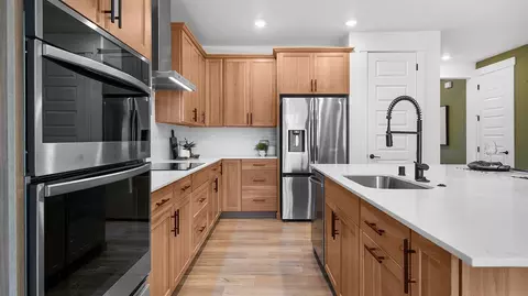 Kitchen - 1085 Folgate Dr, Sequim, WA 98382 photo 2 of 4