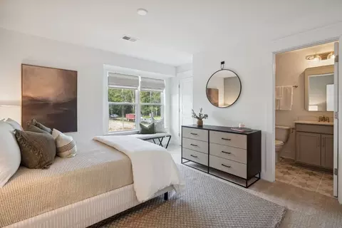 Bedroom - 897 Jp Stevens Rd, Seneca, SC 29678 photo 5 of 6