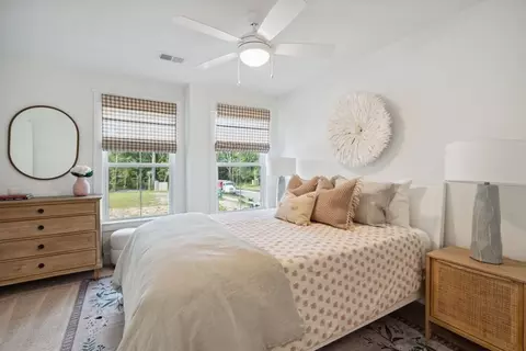 Bedroom - 897 Jp Stevens Rd, Seneca, SC 29678 photo 3 of 6