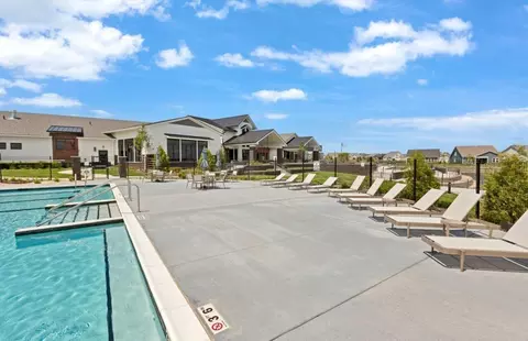 Exterior - 3243 Del Webb Blvd, Aurora, IL 60503 photo 10 of 14