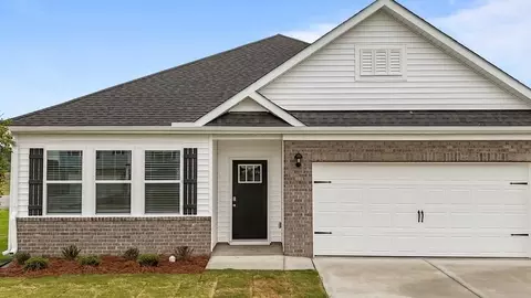 1101 Aviator Ln, Ayden, NC 28513