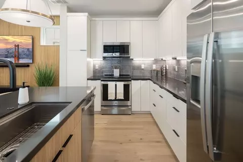 Kitchen - 145 Amanda Way, Windsor, CA 95492 photo 11 of 12