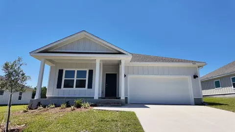 5624 Thatcher Rd, Crestview, FL 32539