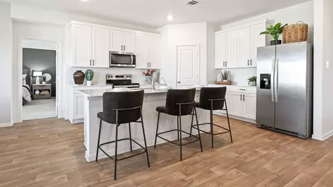Kitchen - 1004 Switchgrass Ct, Sealy, TX 77474 photo 3 of 5