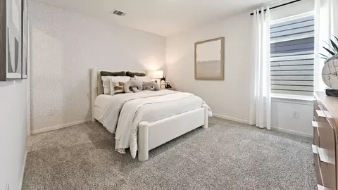 Bedroom - 1004 Switchgrass Ct, Sealy, TX 77474 photo 6 of 8