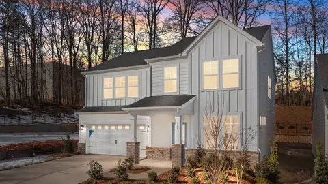 103 Canary Ln, Mooresville, NC 28115