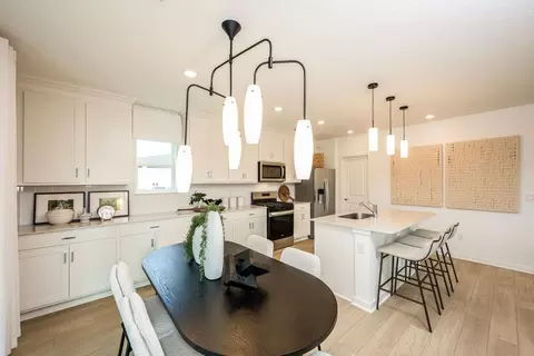 Kitchen - 5367 Wolf Creek Dr, Apollo Beach, FL 33572 photo 5 of 5