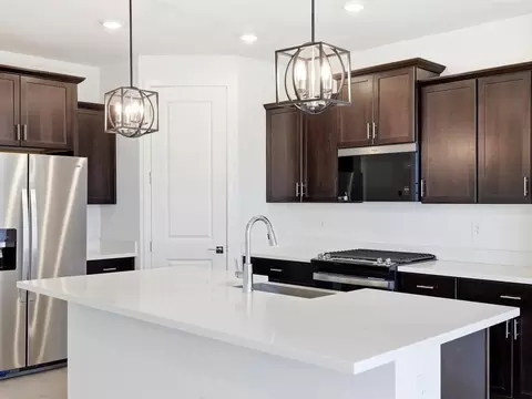 10802 W Odeum Ln, Tolleson, AZ 85353